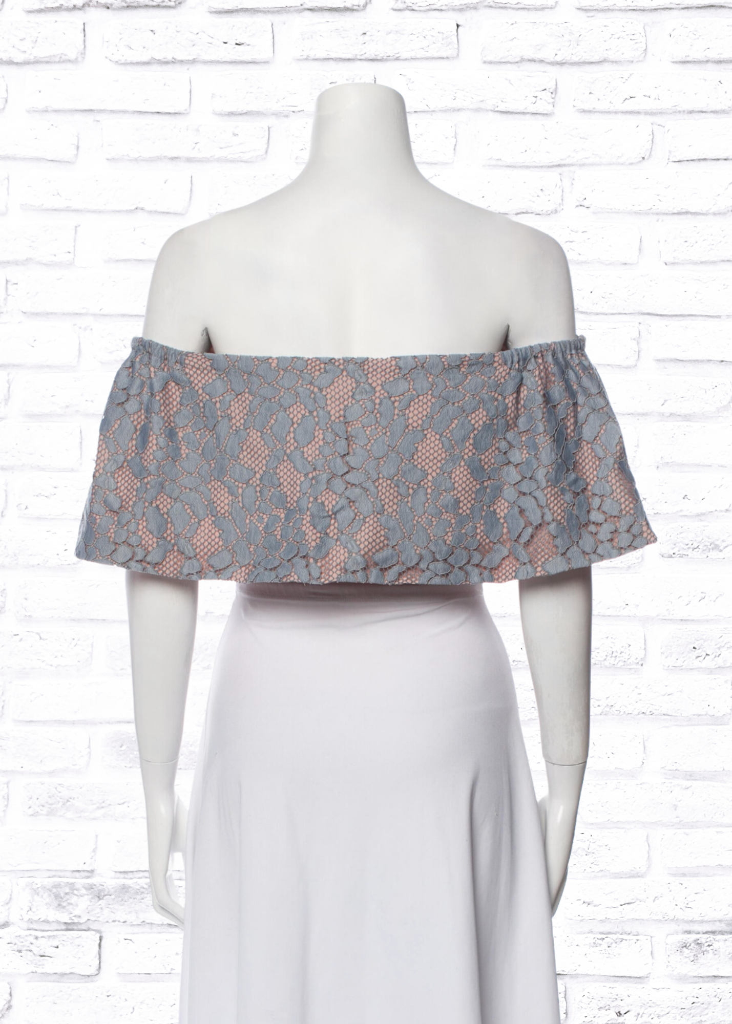 Alexis Dusty Rose and Gray Lace Off-the-Shoulder 'Taza' Crop Top