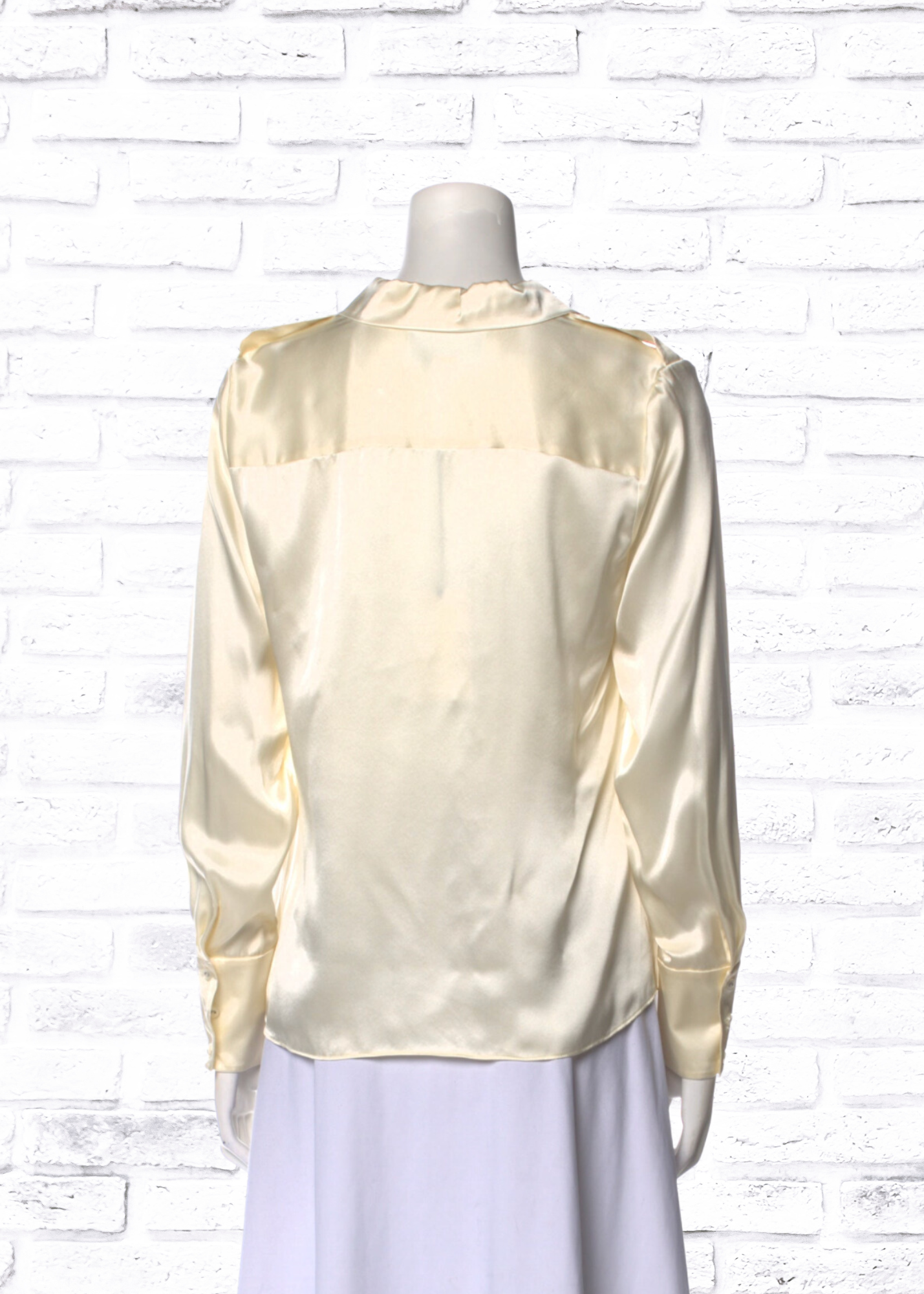 Alexis 'Montrose' Ivory Silk Button-Up Blouse