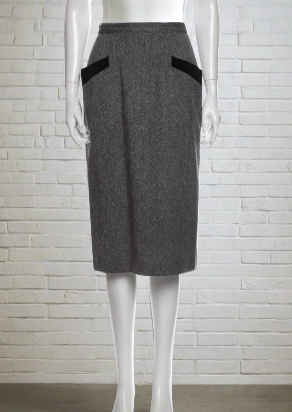 Cacharel Vintage Gray/Black Wool Skirt